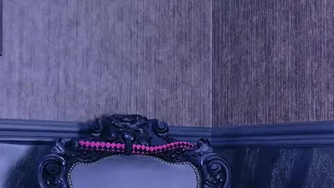 Isabella Conte online show from March 18, 6:35 pm