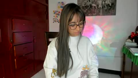 Snapshot of isabella22_1 chatting on February 11, 11:53 am Isabella22 1 online show from February 11, 11:53 am