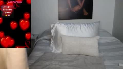 Isabella 696 online show from March 11, 12:37 am