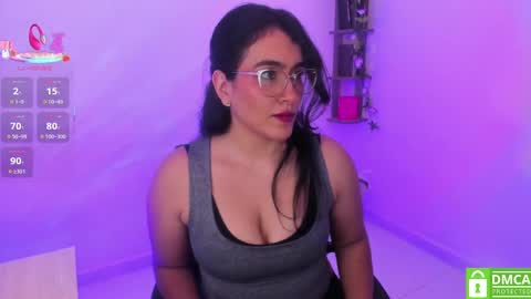 Snapshot of isabella_aristi03 chatting on September 28, 4:52 am isabella_aristi03 online show from September 28, 4:52 am