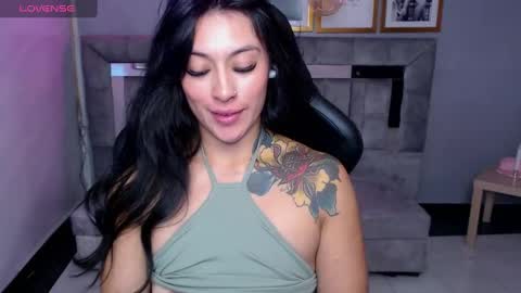 Snapshot of isabella_collen_v chatting on September 27, 2:02 pm Hi Stream 800am to 200pm online show from September 27, 2:02 pm