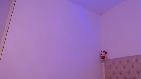 Snapshot of isabella_jazz chatting on January 20, 4:34 pm isabella_jazz online show from January 20, 4:34 pm