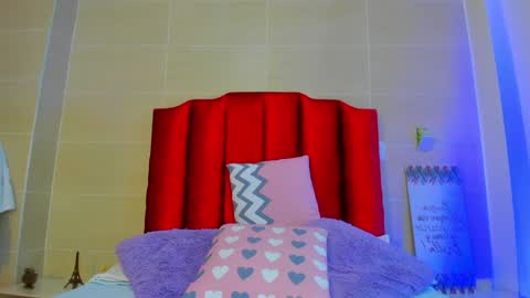 isabella montez online show from December 23, 7:30 pm