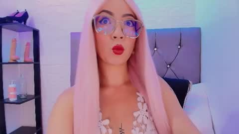 Isabella online show from June 12, 9:56 pm