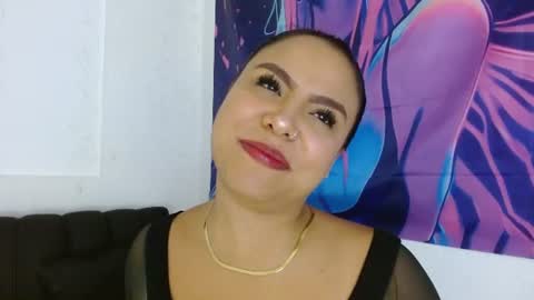 Isabella velvet online show from June 23, 1:53 pm