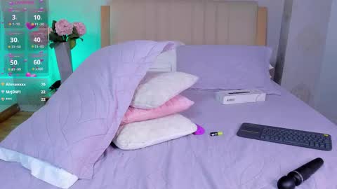 isabella_winkler online show from September 28, 4:56 pm