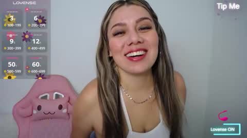 isabella_wish1 online show from October 20, 1:14 pm