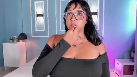 isabella zc online show from July 28, 6:20 pm