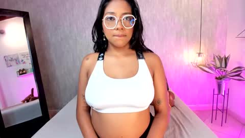 isabella zc online show from February 26, 11:54 am