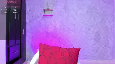 Snapshot of isabellagh1 chatting on October 16, 7:38 pm Instagram soybella01 online show from October 16, 7:38 pm
