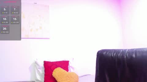 Snapshot of isabellagh1 chatting on March 8, 6:24 pm Instagram soybella01 online show from March 8, 6:24 pm