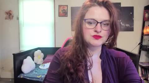 isabellamariedarcy online show from April 9, 6:24 pm