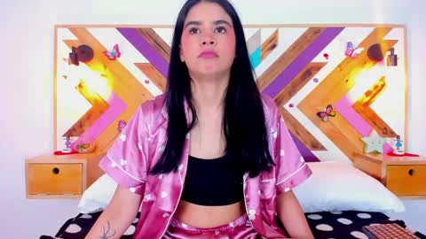 Snapshot of isabellamarinny chatting on March 8, 1:12 pm Isabella online show from March 8, 1:12 pm