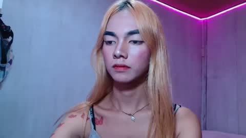 isabellatx online show from April 24, 11:46 am