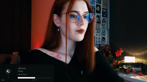 Snapshot of isabelle_stern chatting on September 11, 7:14 pm Madame Isabelle online show from September 11, 7:14 pm