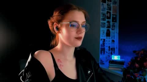 Snapshot of isabelle_stern chatting on February 27, 6:09 pm Madame Isabelle online show from February 27, 6:09 pm