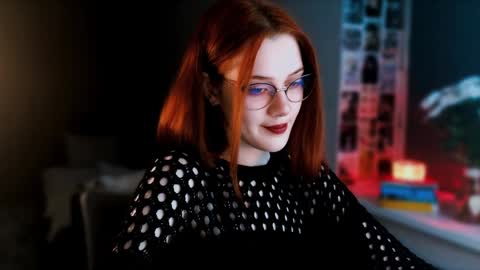 Snapshot of isabelle_stern chatting on January 14, 3:26 pm Madame Isabelle online show from January 14, 3:26 pm