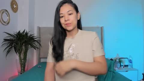 Snapshot of isabellediaz chatting on February 27, 11:31 am Isabelle Diaz online show from February 27, 11:31 am