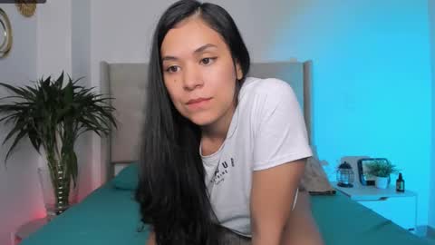 Snapshot of isabellediaz chatting on March 2, 8:05 am Isabelle Diaz online show from March 2, 8:05 am