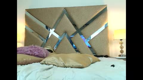 IsabellMendez online show from October 25, 10:49 pm