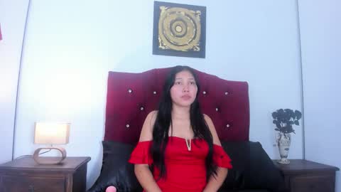 Snapshot of isalaurent chatting on October 31, 1:26 pm Isa  online show from October 31, 1:26 pm