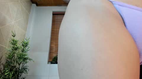 I S A  S AN D E R S  online show from October 28, 8:46 pm