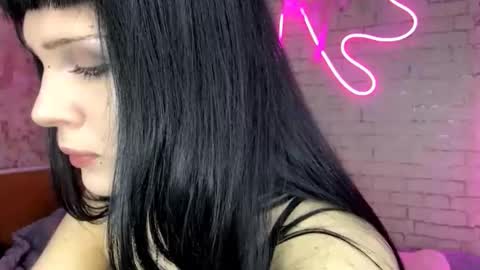 Issa online show from February 28, 11:20 am