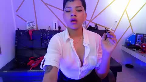 Snapshot of ise_lunny chatting on September 30, 4:18 am isabela online show from September 30, 4:18 am