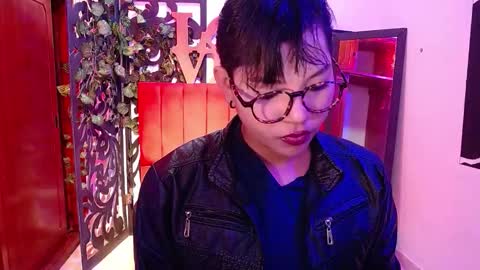 isabela online show from January 7, 1:31 am