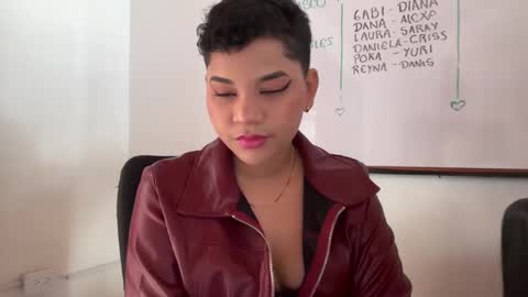 Snapshot of ise_lunny chatting on September 17, 5:33 pm isabela online show from September 17, 5:33 pm