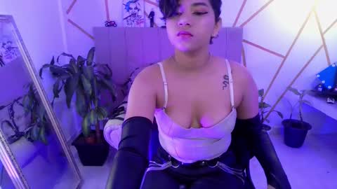 Snapshot of ise_lunny chatting on September 8, 5:45 pm isabela online show from September 8, 5:45 pm