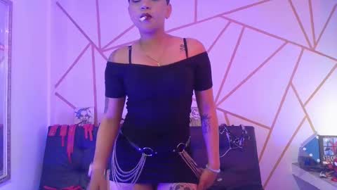 Snapshot of ise_lunny chatting on October 17, 9:51 pm isabela online show from October 17, 9:51 pm