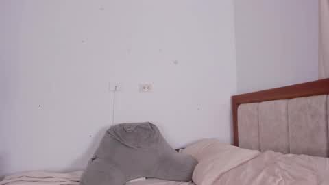 Snapshot of ishabellalopez chatting on October 16, 5:43 am ishabellalopez online show from October 16, 5:43 am