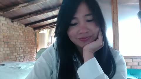 Snapshot of isis_moon88 chatting on October 15, 2:19 pm isis online show from October 15, 2:19 pm