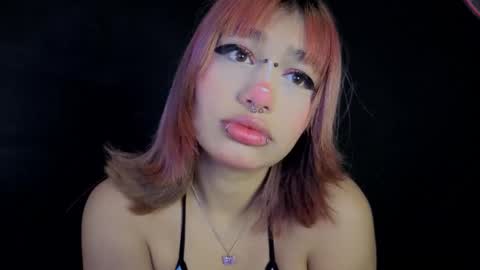 Snapshot of isisjones18 chatting on October 2, 9:36 am Isisjones18 online show from October 2, 9:36 am