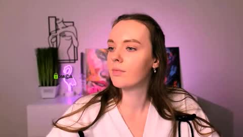 isla_dior online show from November 26, 7:31 am