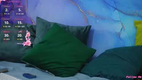 Snapshot of isoldebliss chatting on September 27, 9:00 pm IsoldeBliss online show from September 27, 9:00 pm