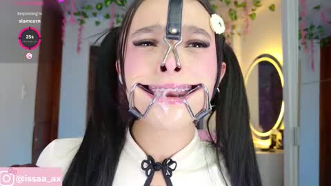 I S S A B E L A Igissaa ax    Xlittleissa  online show from March 2, 10:15 pm