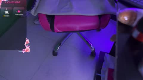 Snapshot of issa_monterrey chatting on October 16, 11:51 pm ISSA online show from October 16, 11:51 pm