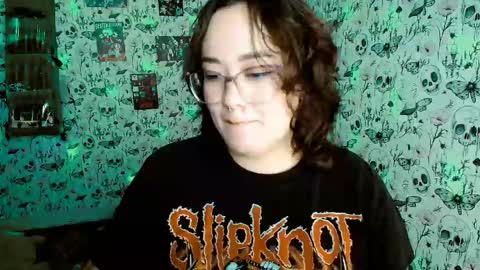Yiz online show from May 23, 4:55 am