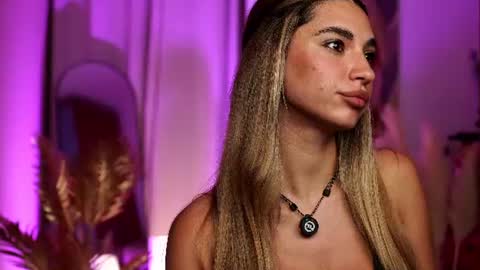 italy_baby online show from June 8, 8:09 pm