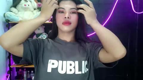 its_chloe20 online show from May 31, 4:51 am