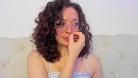 Maria online show from February 11, 2:13 pm