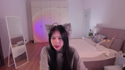 Yami online show from June 19, 1:36 pm