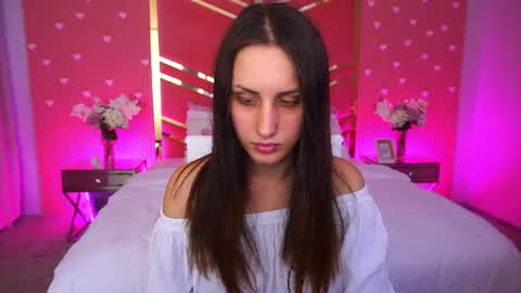 itsmeannabelle online show from July 28, 7:39 am