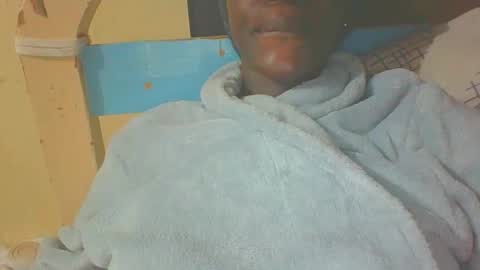 Snapshot of itsqueen_blacq chatting on October 3, 9:03 am Queen blacq online show from October 3, 9:03 am