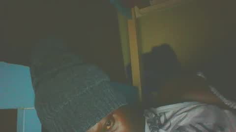 Snapshot of itsqueen_blacq chatting on October 12, 8:44 pm Queen blacq online show from October 12, 8:44 pm