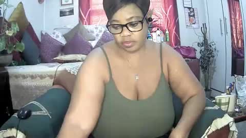Snapshot of itumeleng74 chatting on March 4, 7:30 am itumeleng74 online show from March 4, 7:30 am