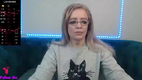 Snapshot of ivanacharm chatting on March 10, 4:28 am ivanacharm online show from March 10, 4:28 am