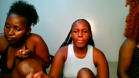 ivory_mae online show from August 5, 9:43 pm